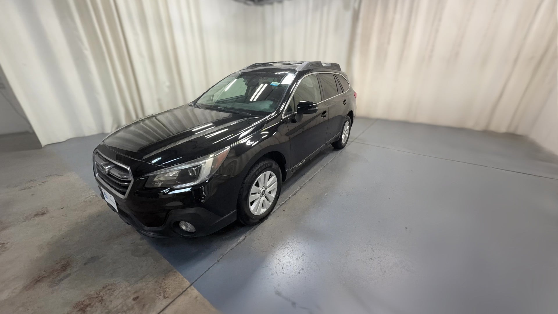 2019 Subaru Outback vehicle photo