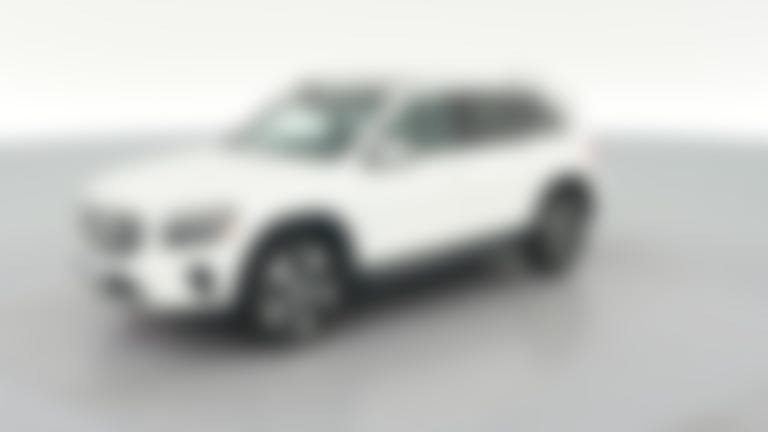 2025 Mercedes-Benz GLB vehicle photo