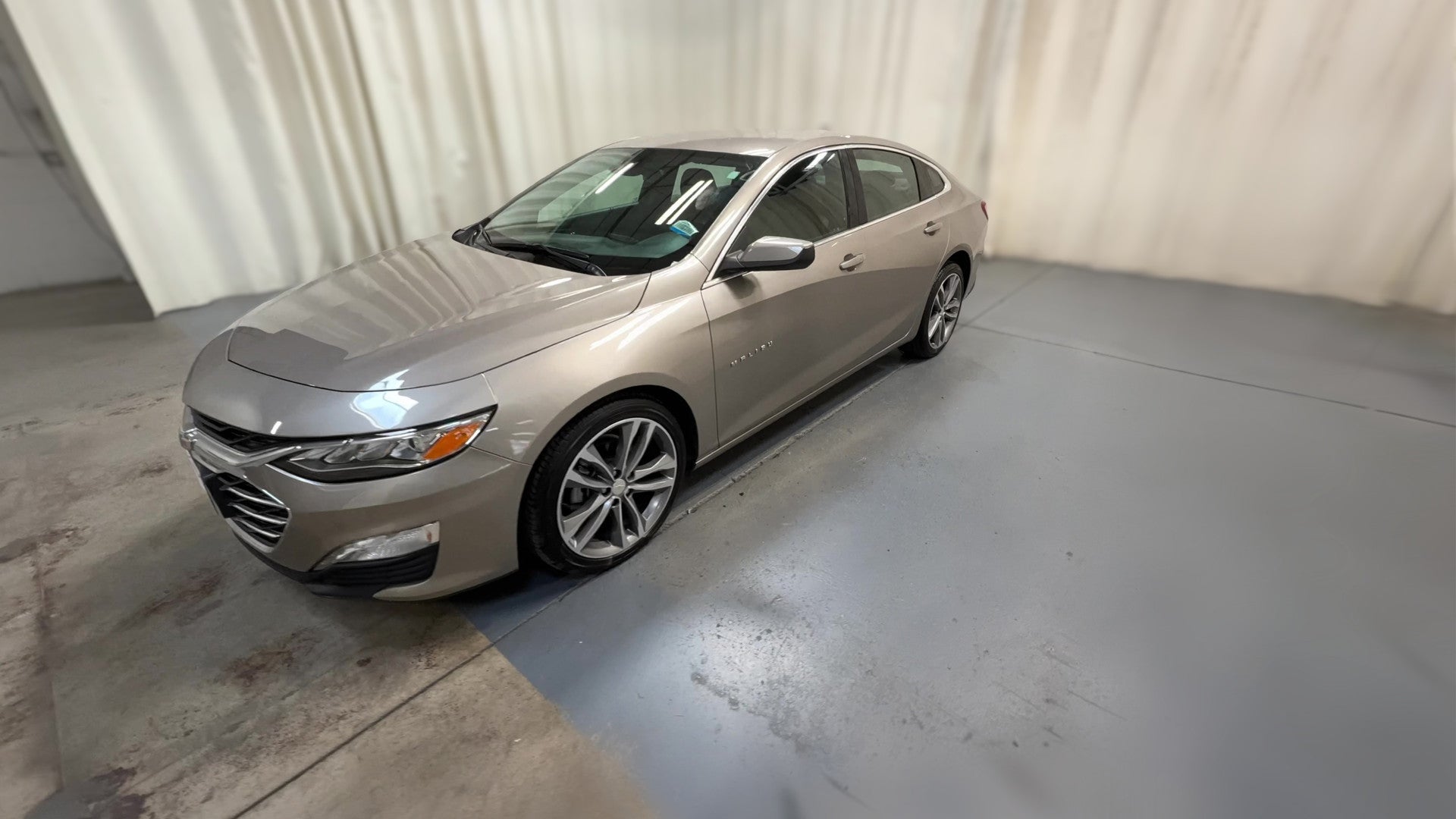 2024 Chevrolet Malibu vehicle photo