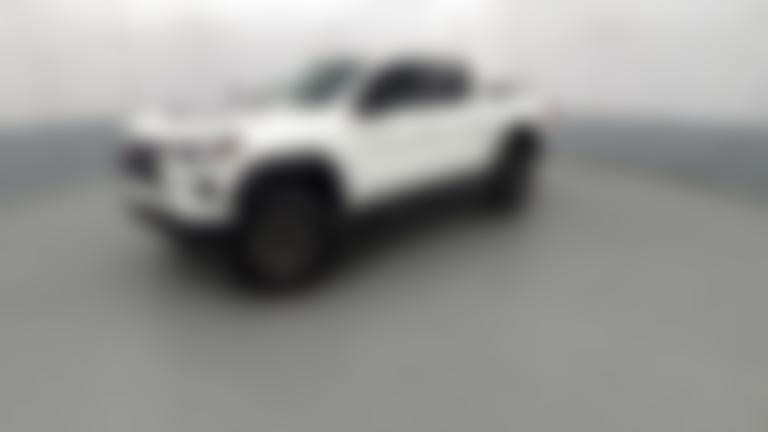 2024 Chevrolet Colorado Crew Cab vehicle photo