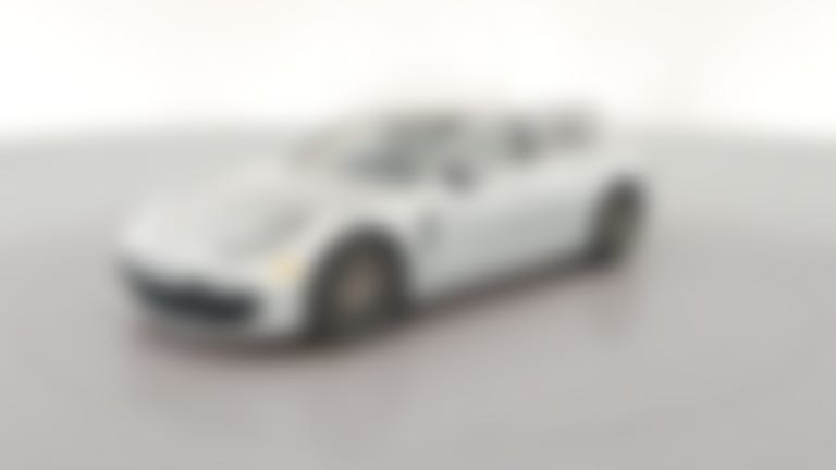 2018 Porsche Panamera vehicle photo