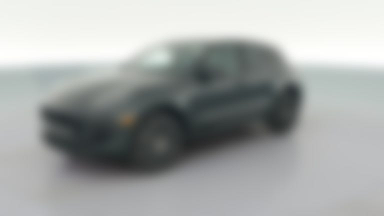 2025 Porsche Macan vehicle photo
