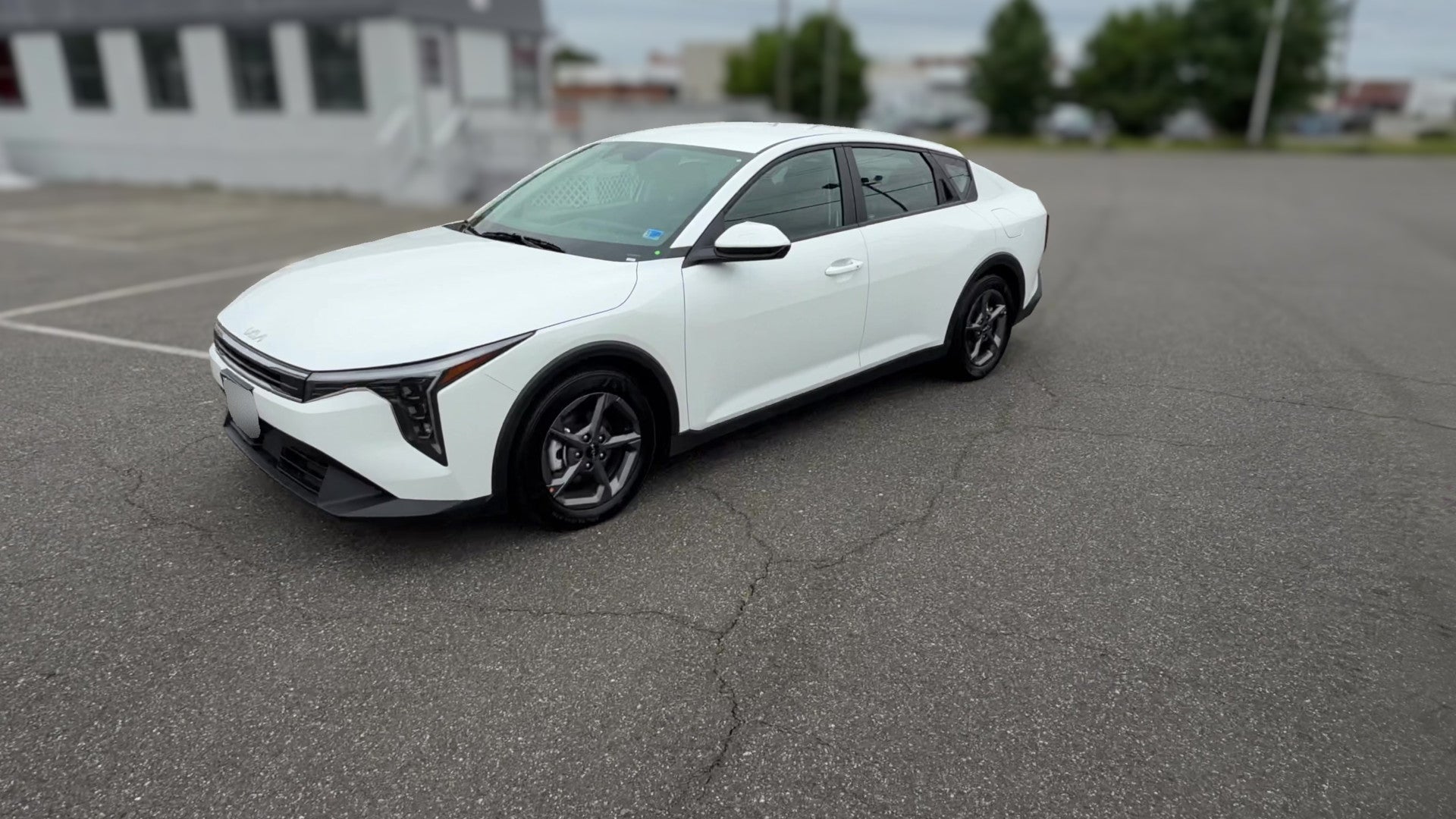 2025 Kia K4 vehicle photo