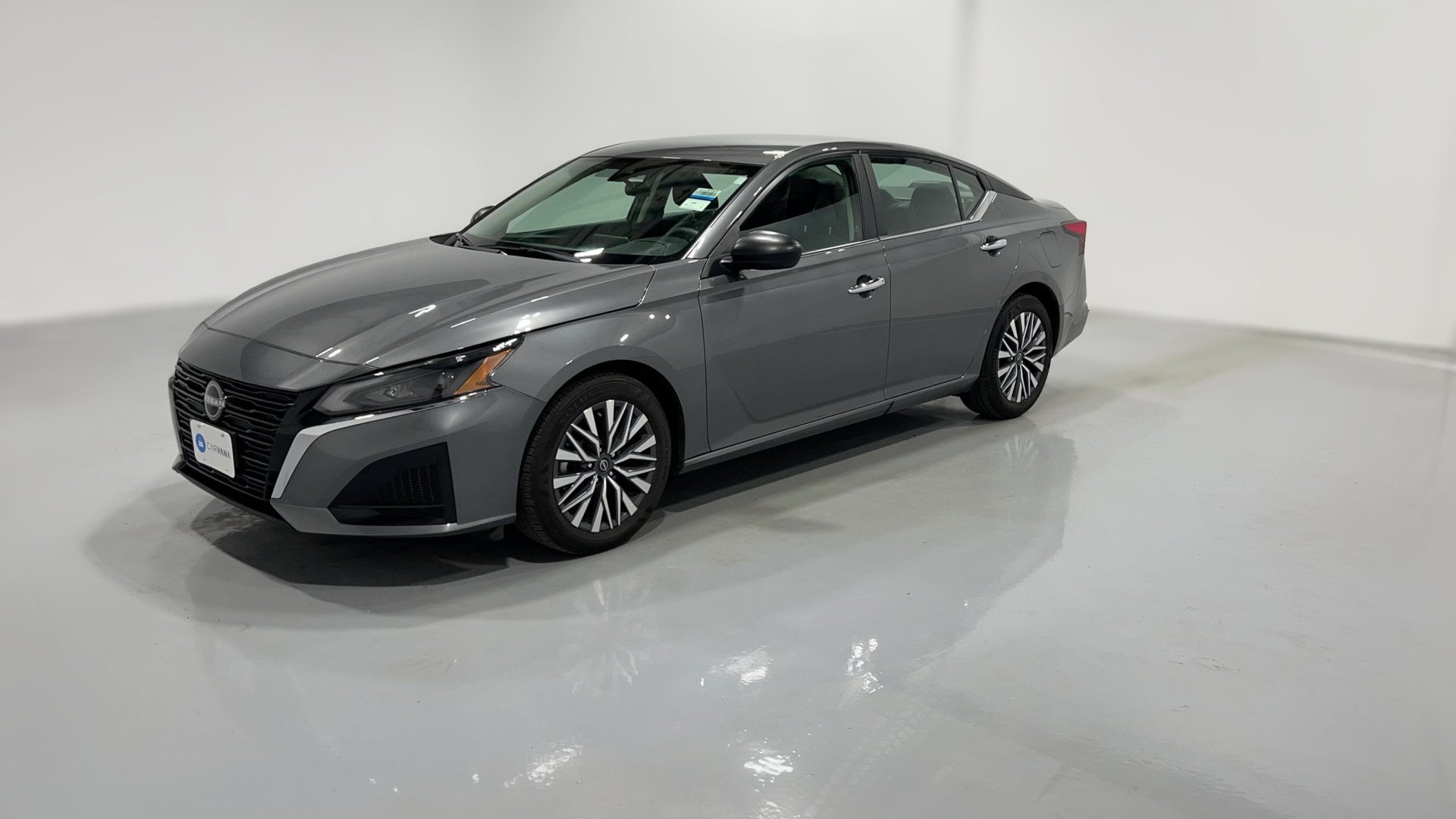 2025 Nissan Altima vehicle photo