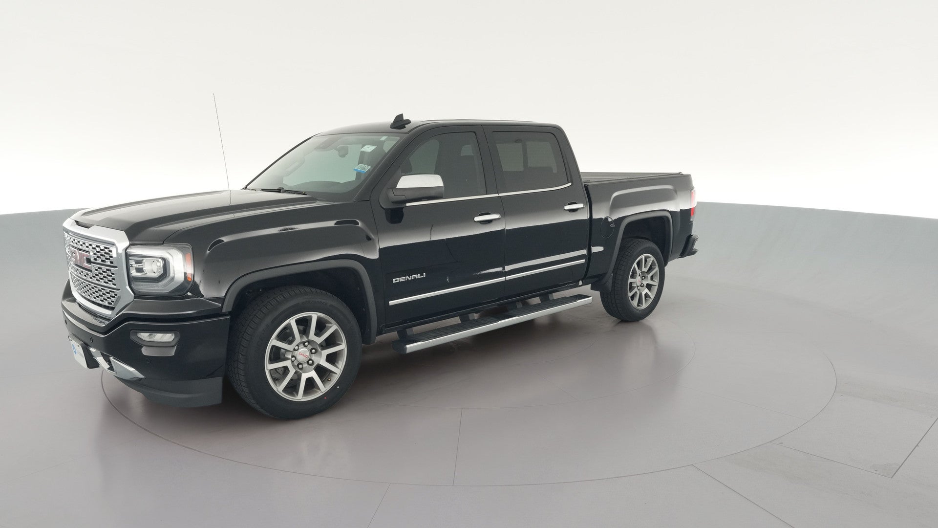 2018 GMC Sierra 1500 Crew Cab vehicle photo
