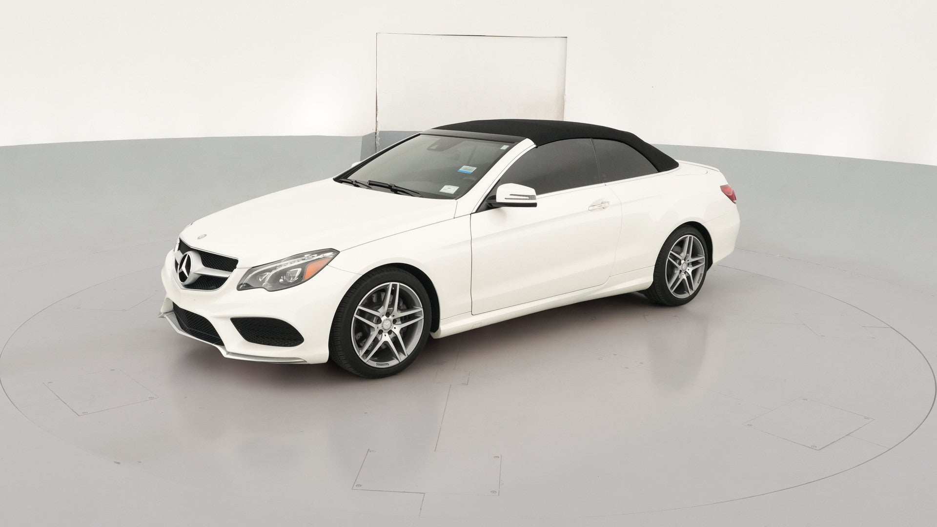 2017 Mercedes-Benz E-Class vehicle photo