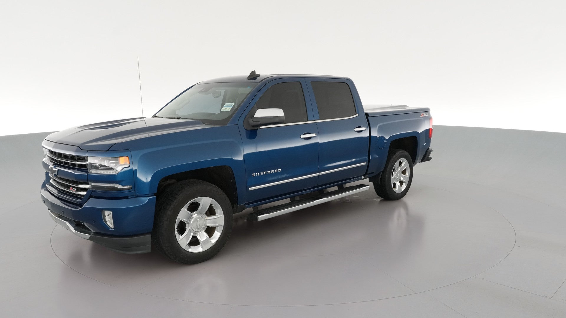 2017 Chevrolet Silverado 1500 Crew Cab vehicle photo