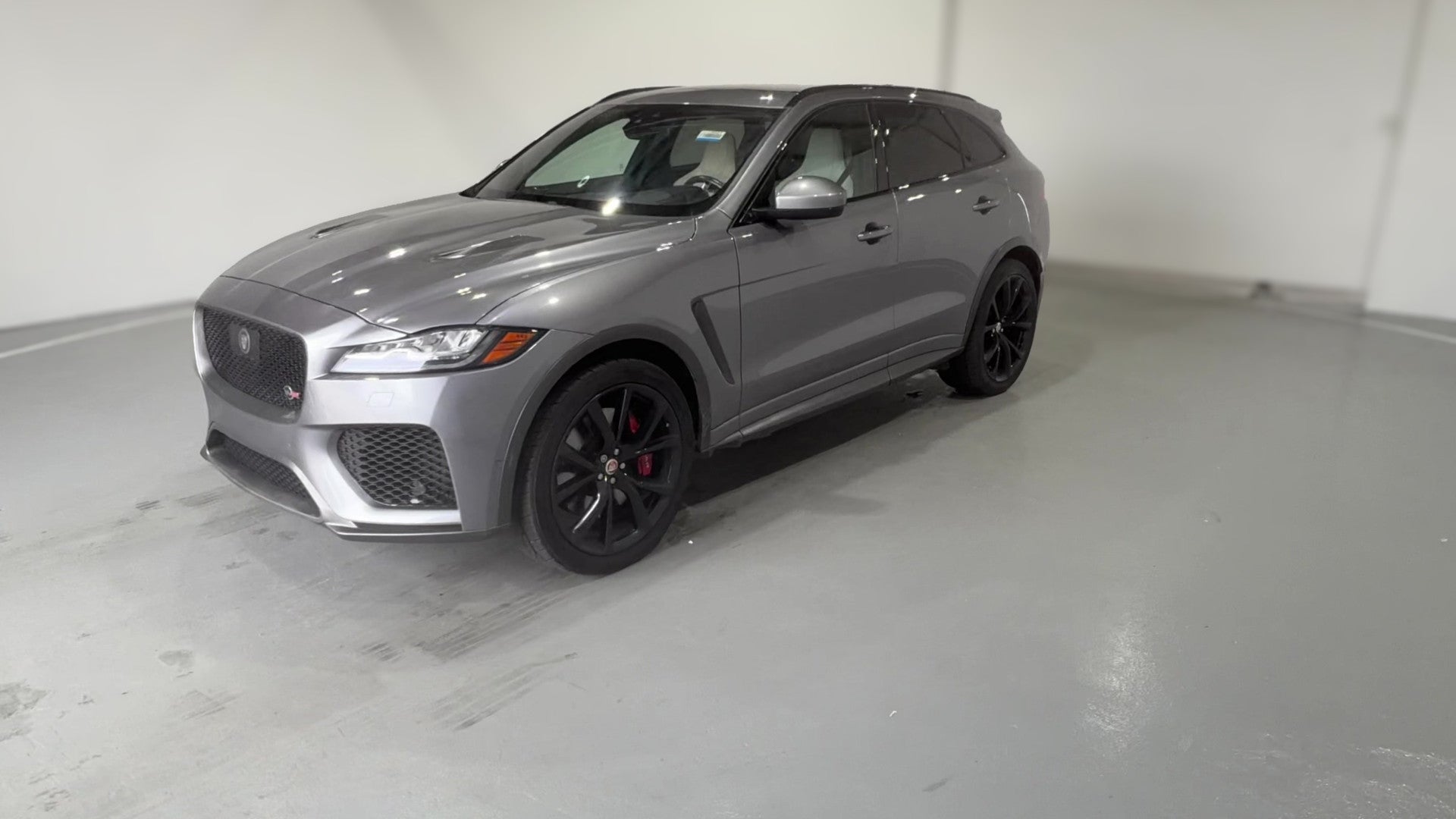 2020 Jaguar F-PACE vehicle photo
