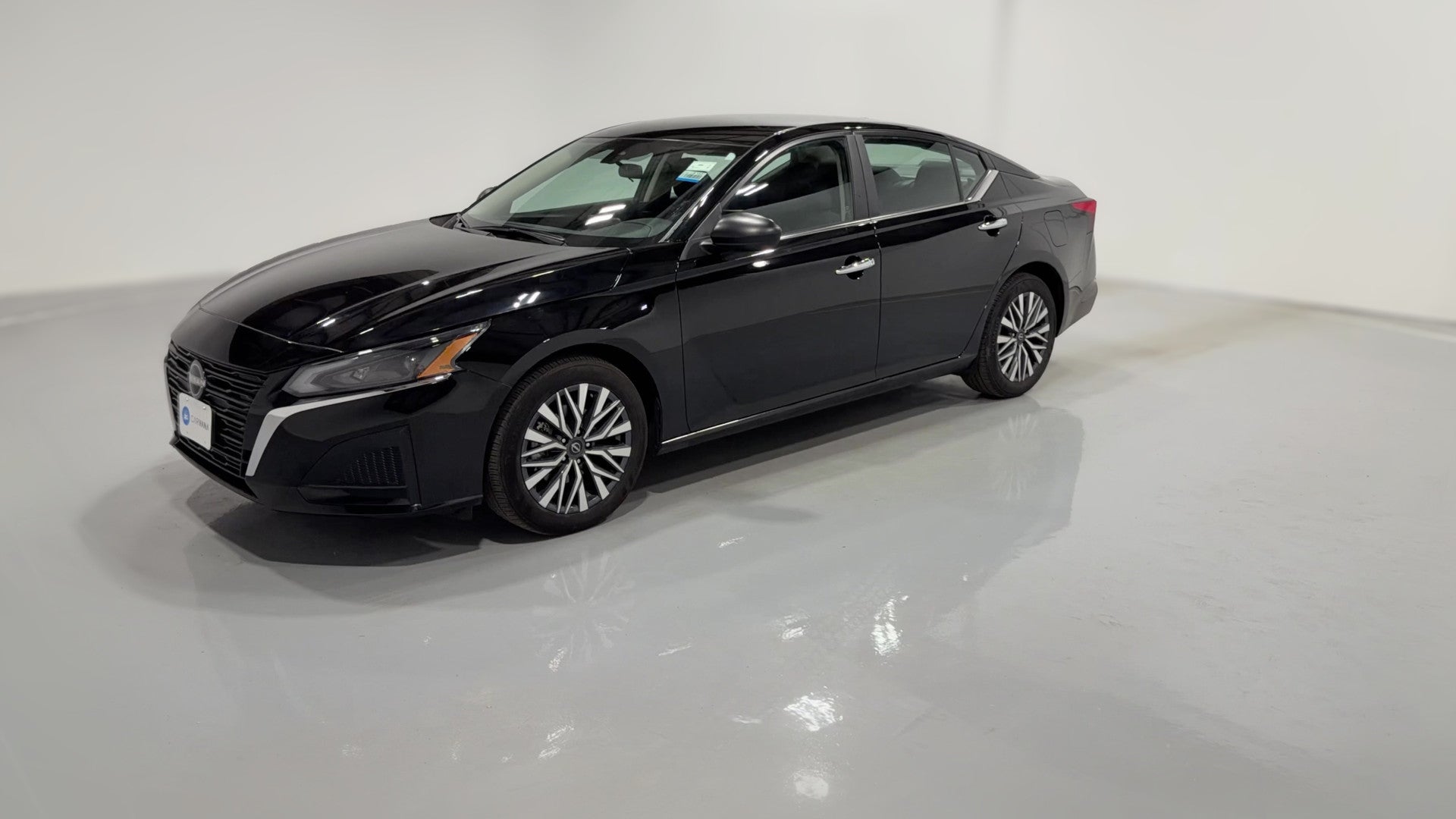 2025 Nissan Altima vehicle photo