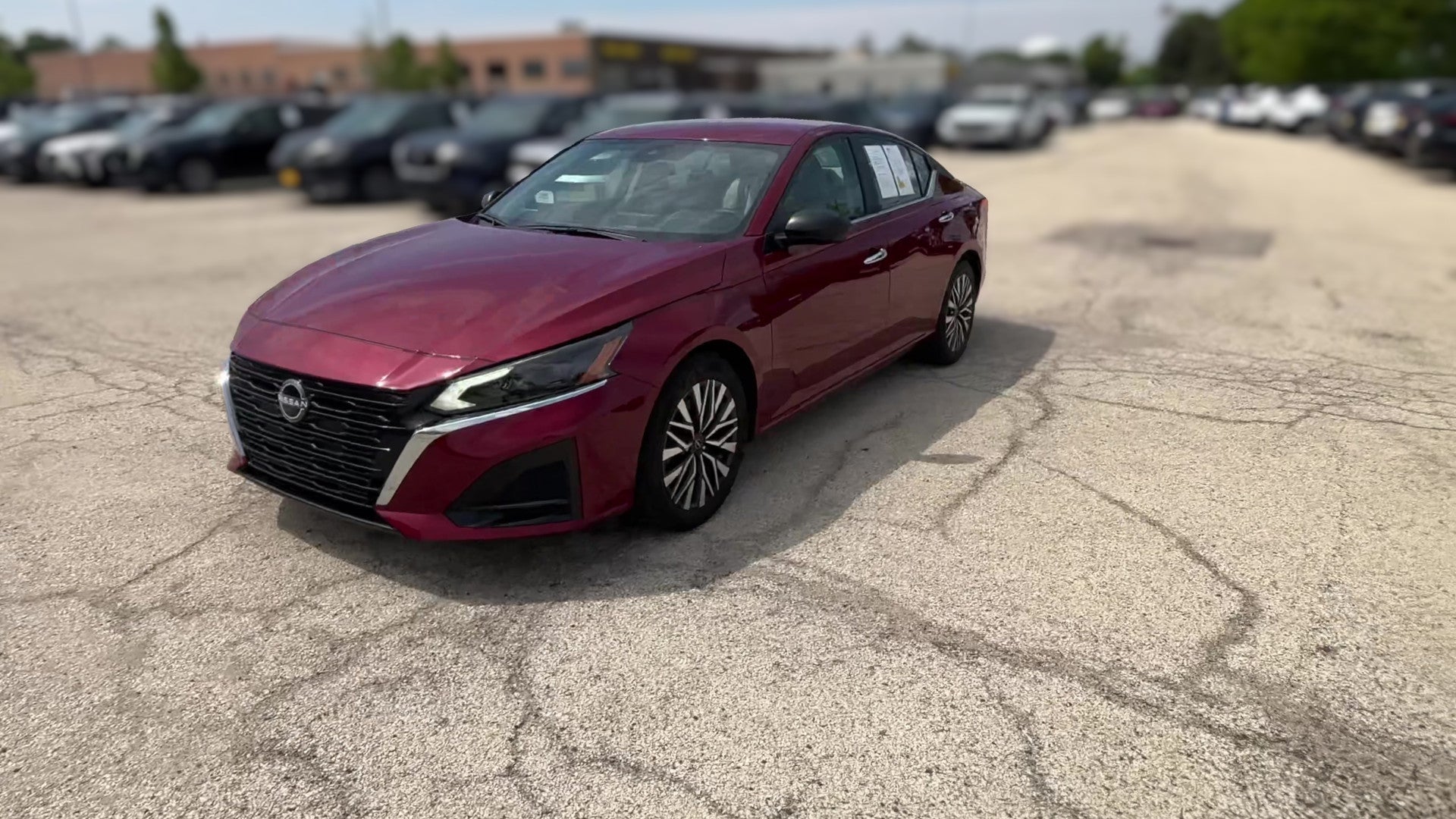 2025 Nissan Altima vehicle photo