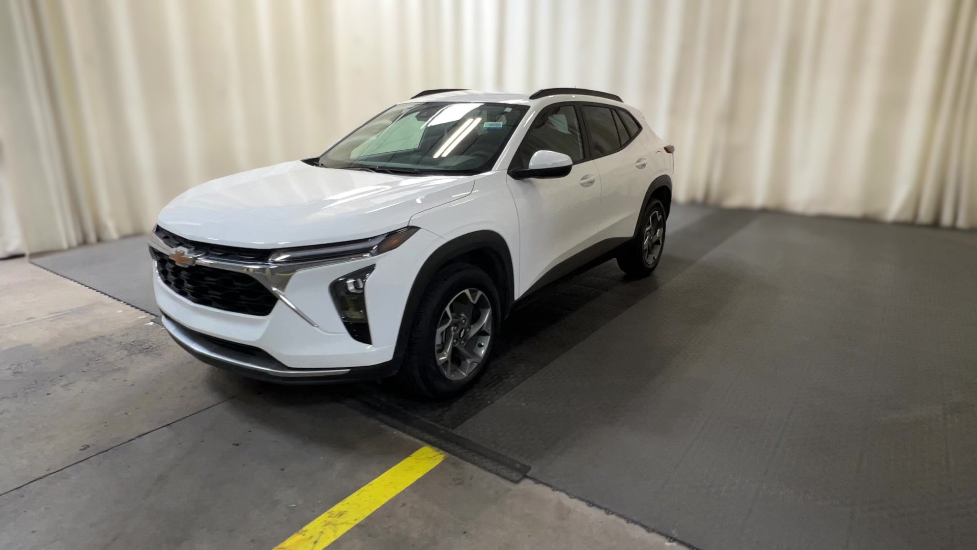2025 Chevrolet Trax vehicle photo