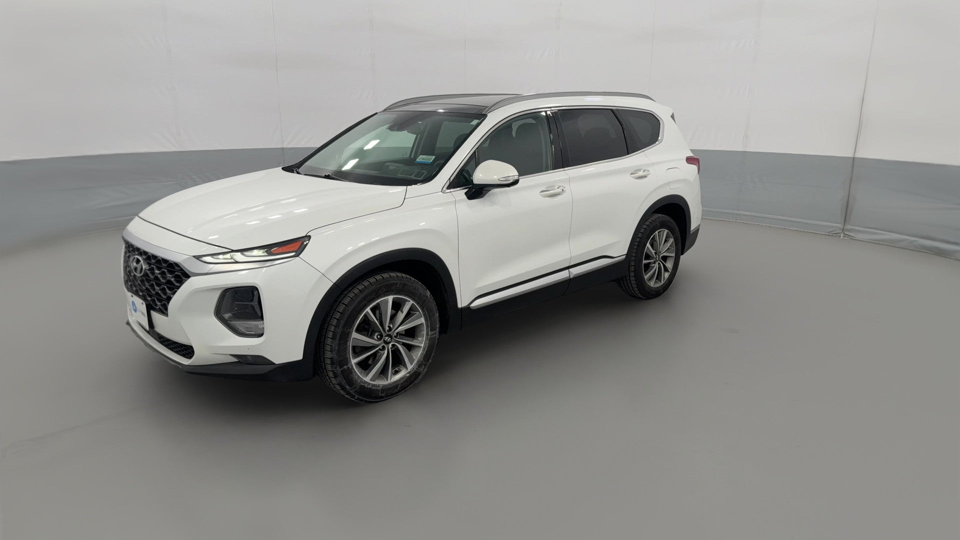 2019 Hyundai Santa Fe vehicle photo