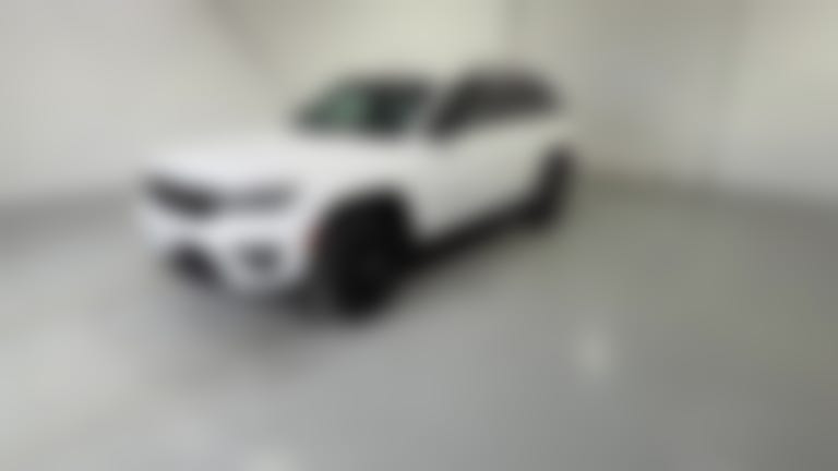 2024 Jeep Grand Cherokee vehicle photo