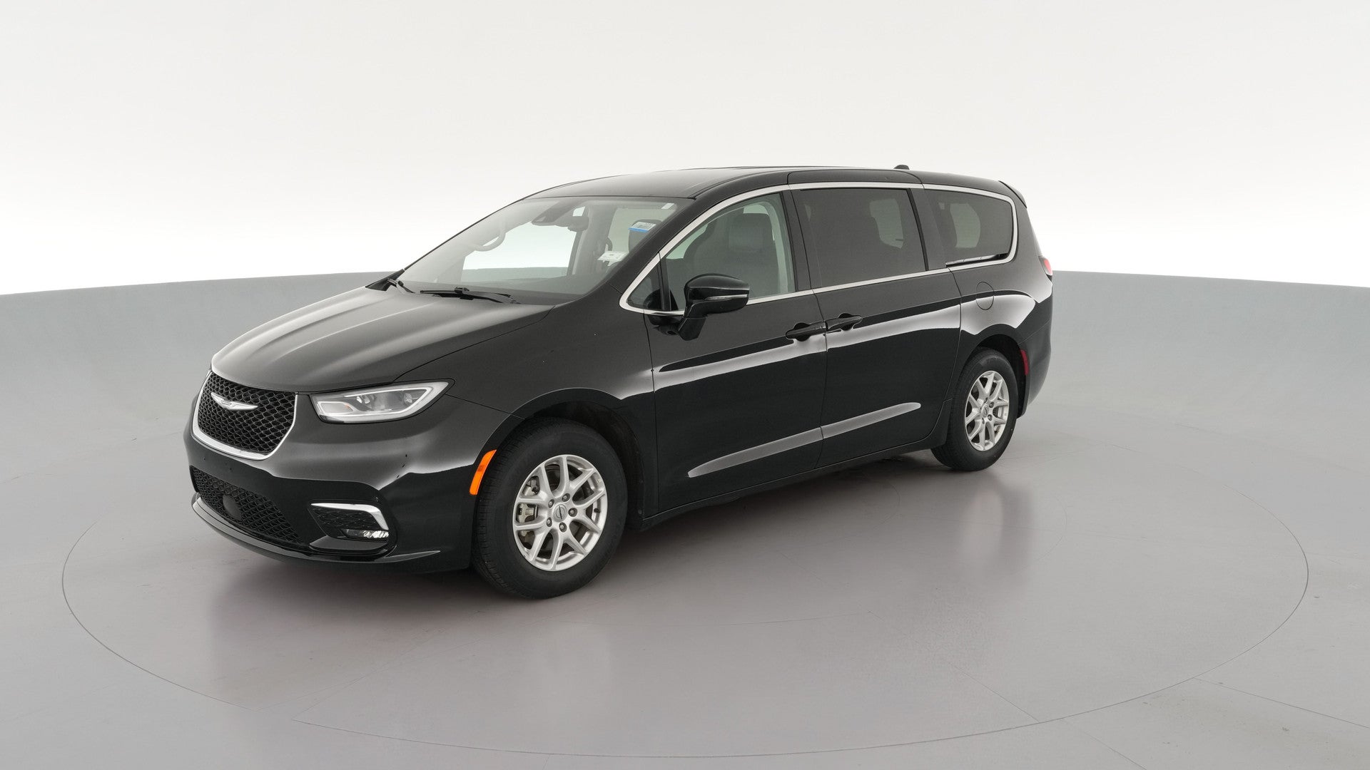 2024 Chrysler Pacifica vehicle photo