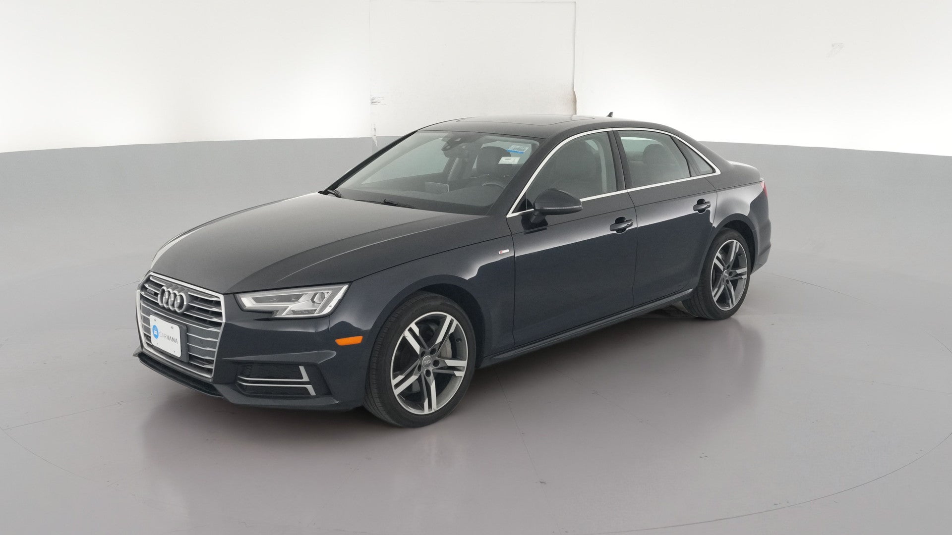 2018 Audi A4 vehicle photo