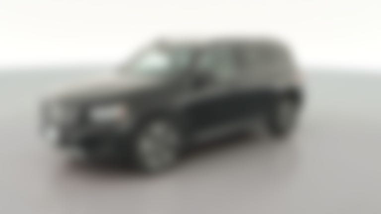 2025 Mercedes-Benz GLB vehicle photo