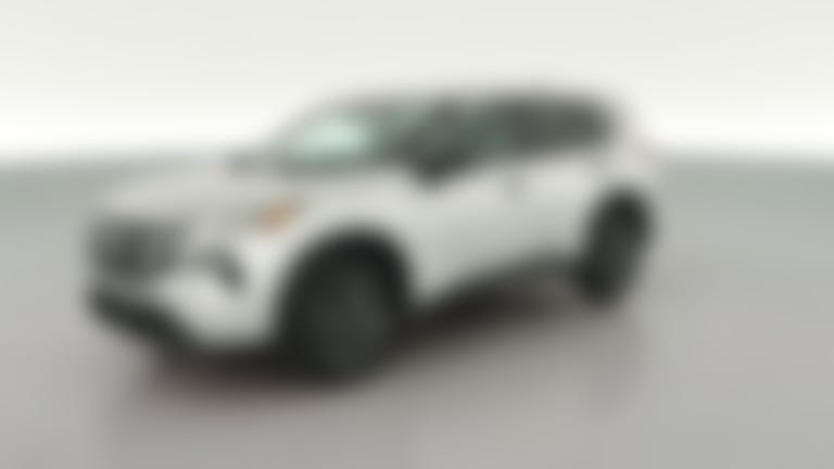 2024 Nissan Rogue vehicle photo
