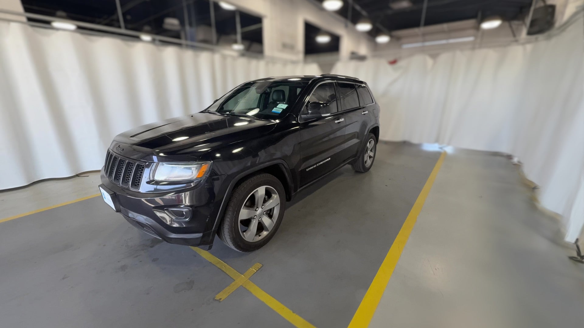 2014 Jeep Grand Cherokee vehicle photo