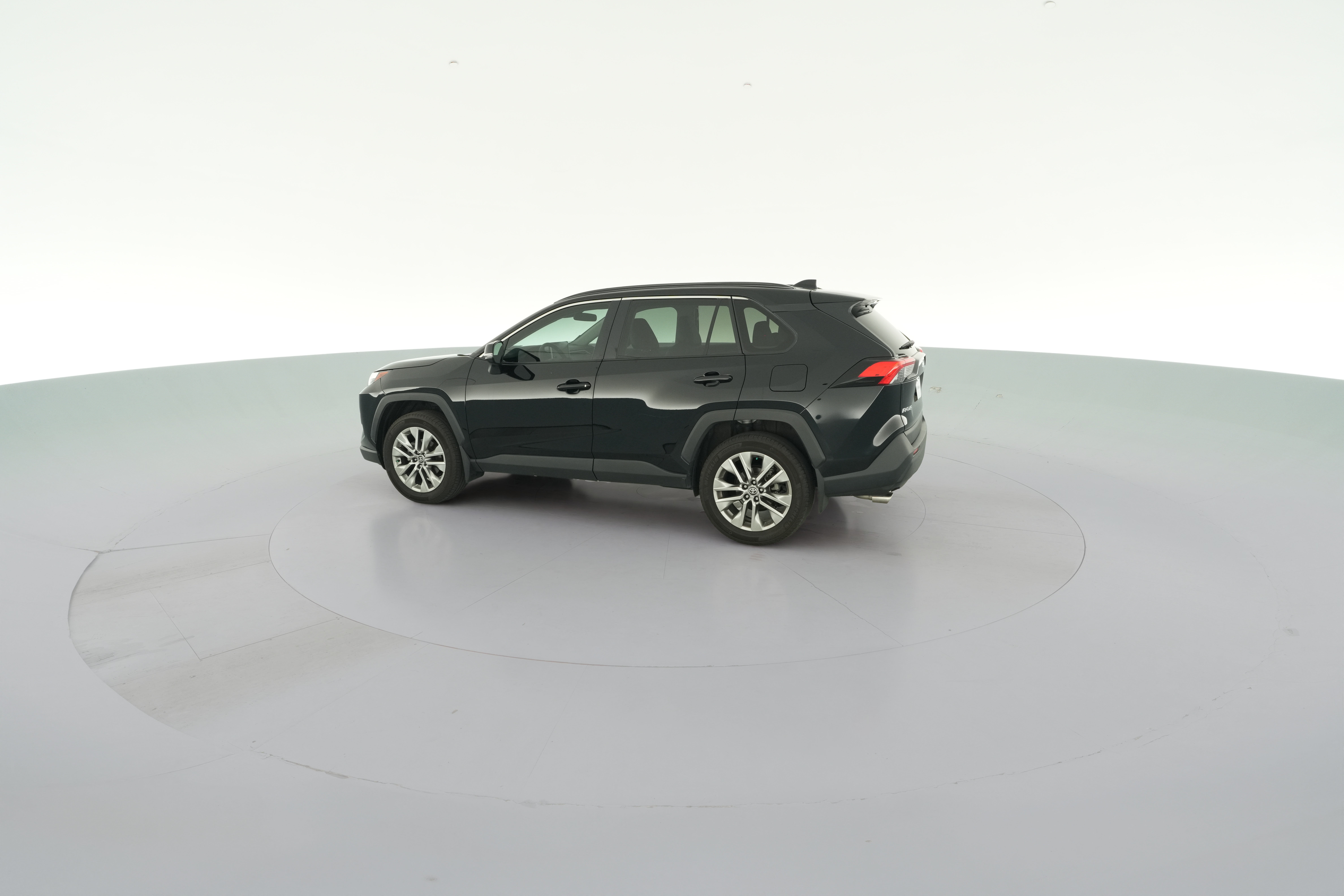 2024 Toyota RAV4 XLE Premium - Photo 29