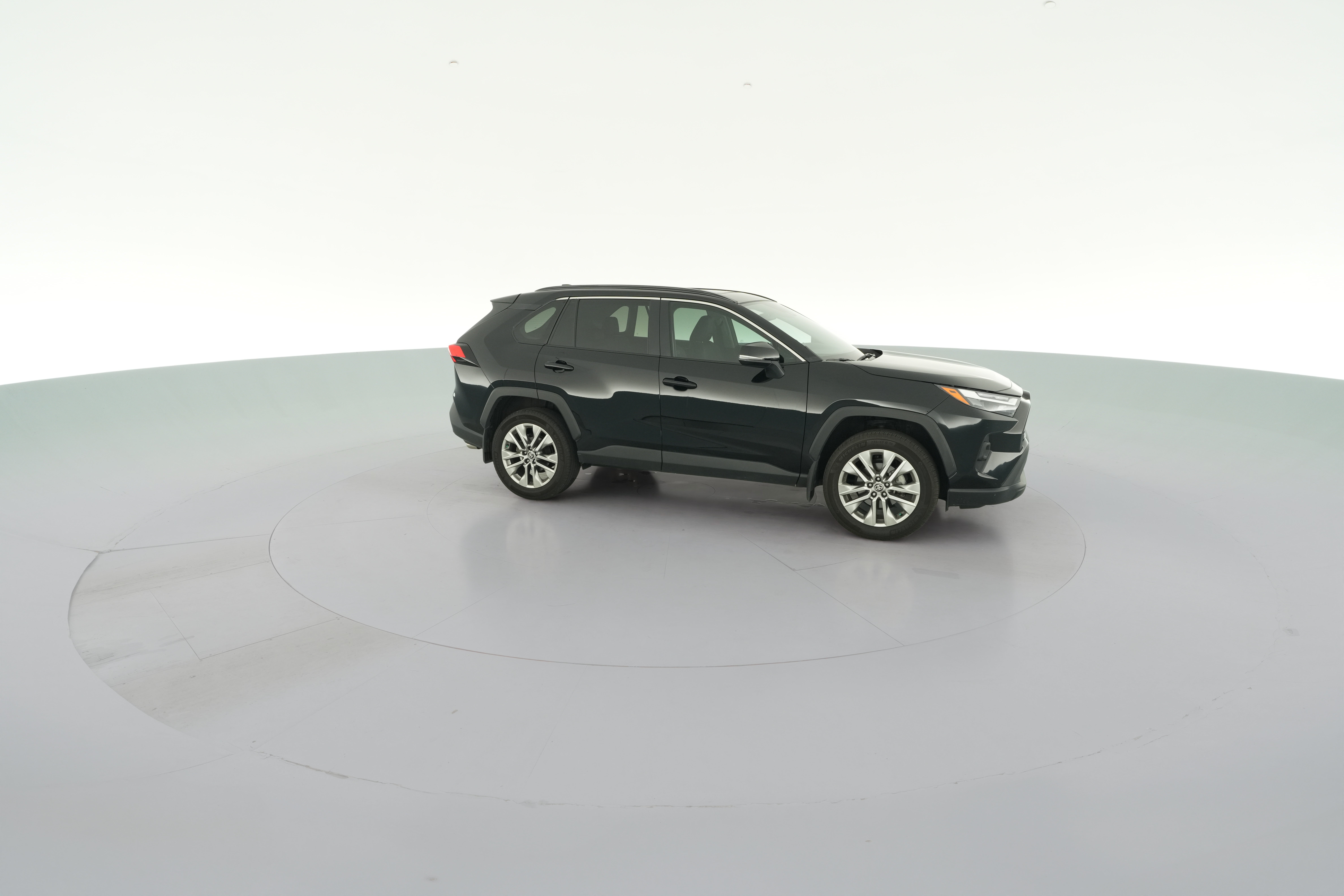 2024 Toyota RAV4 XLE Premium - Photo 37