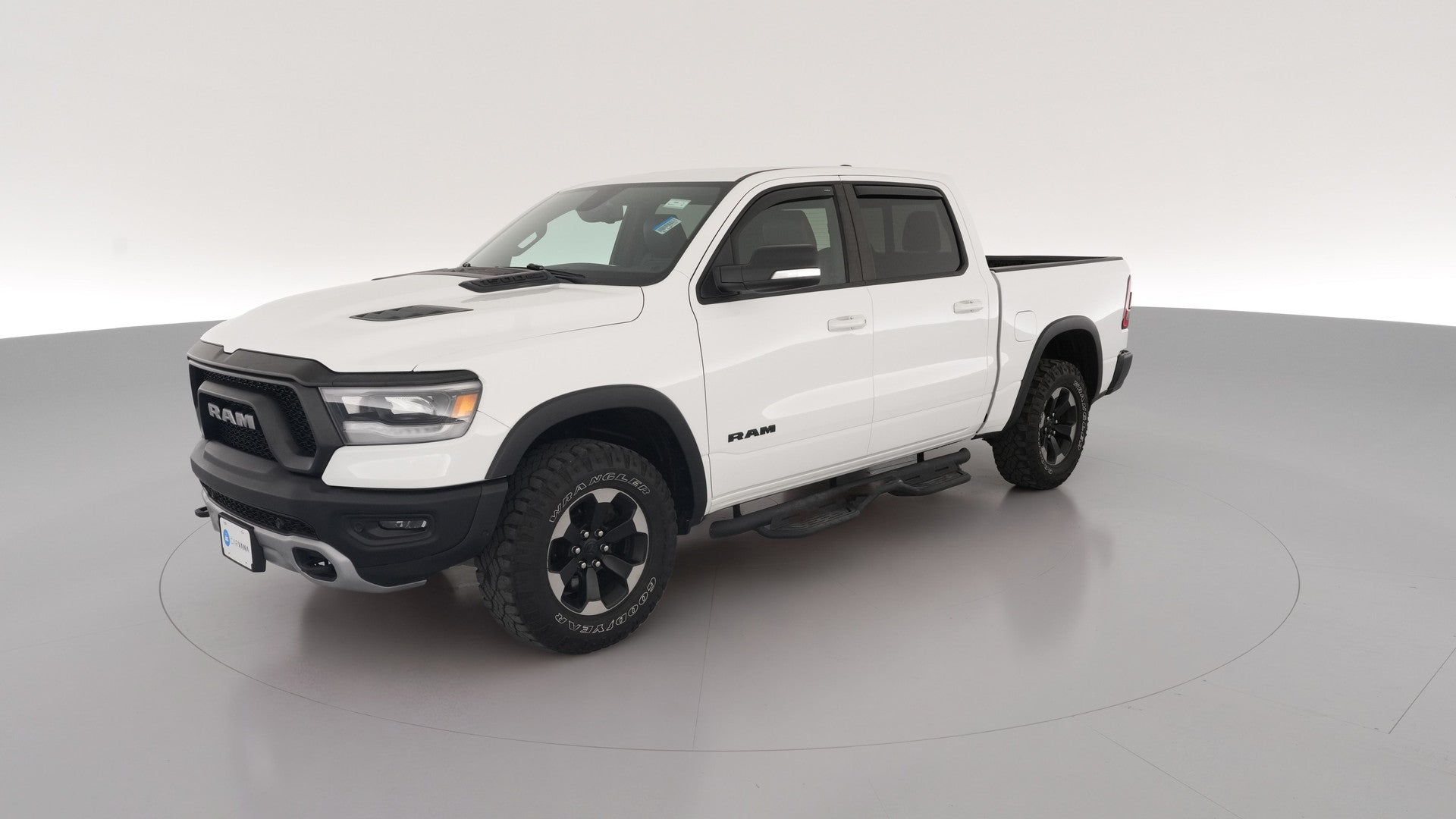 2019 Ram 1500 Crew Cab vehicle photo