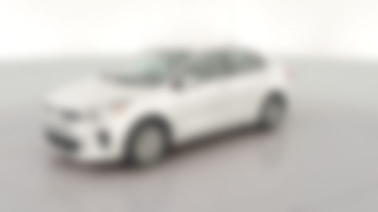 2020 Kia Rio vehicle photo