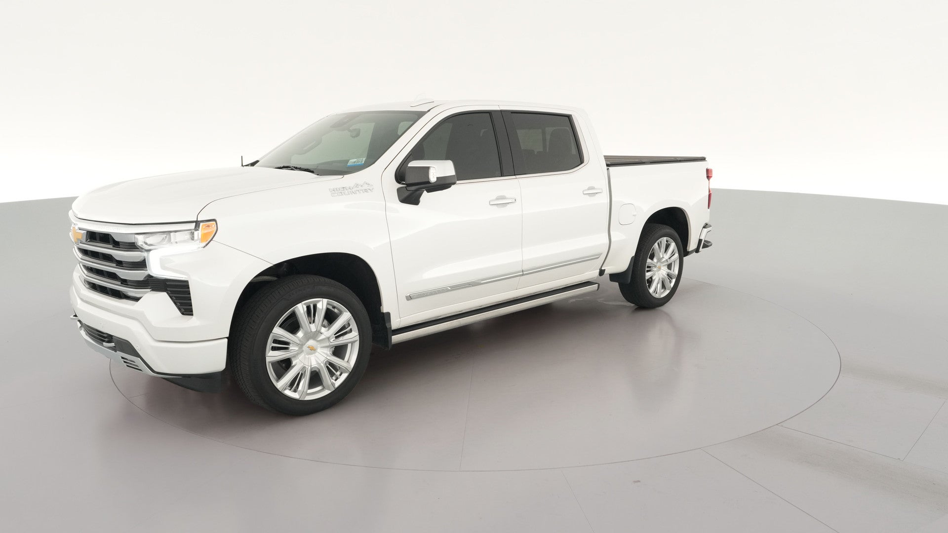 2023 Chevrolet Silverado 1500 Crew Cab vehicle photo