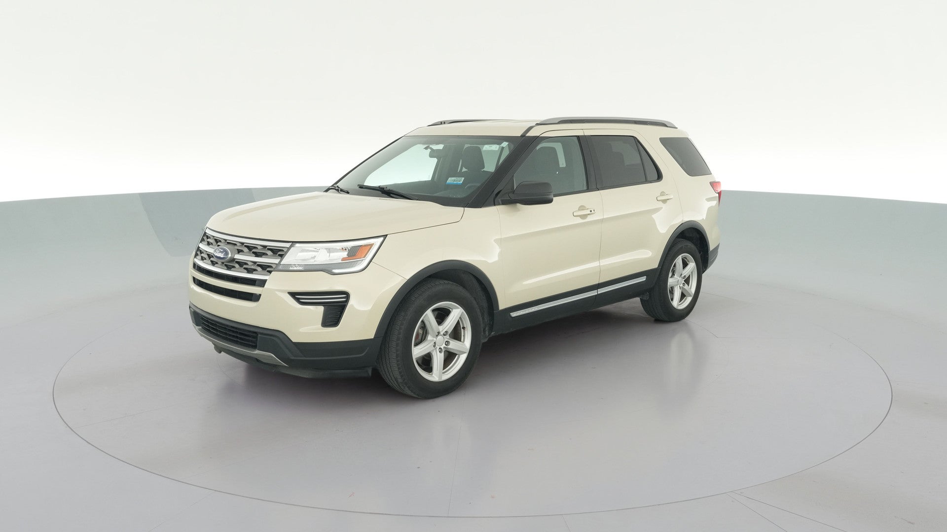 2018 Ford Explorer vehicle photo