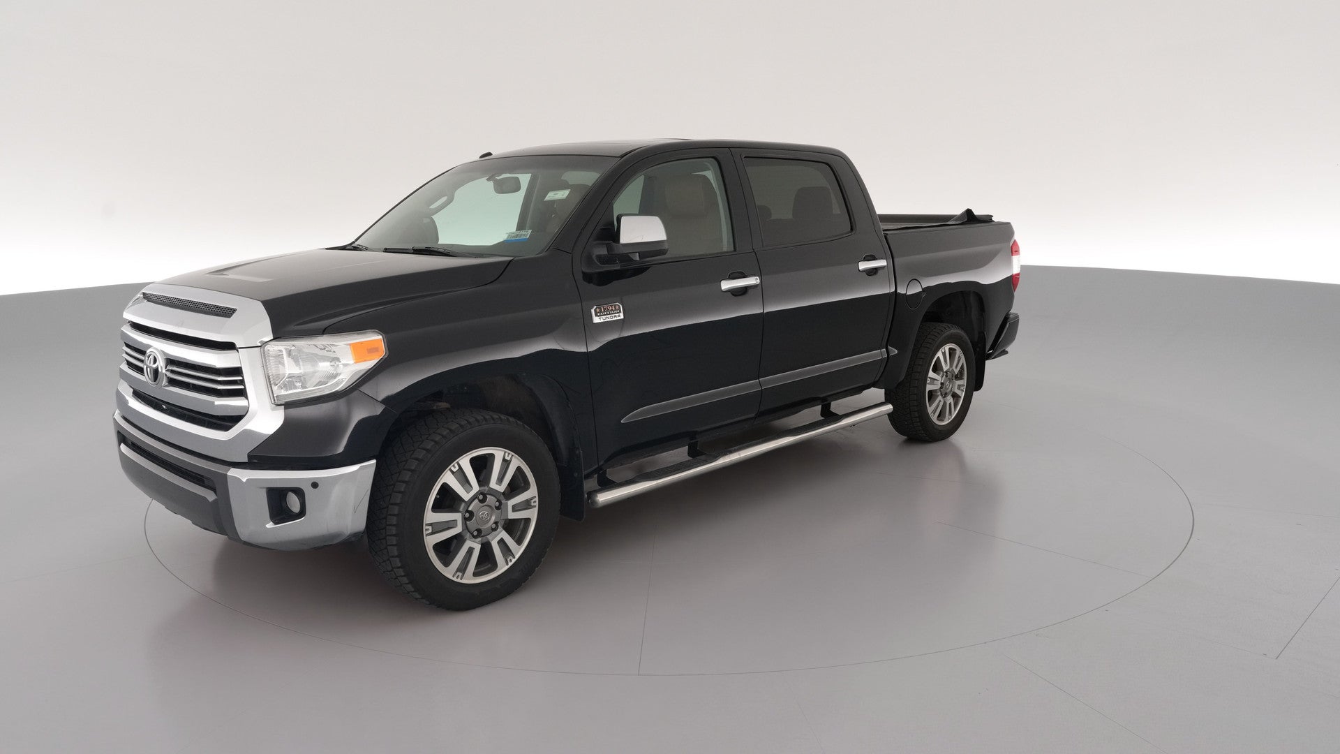 2016 Toyota Tundra CrewMax vehicle photo