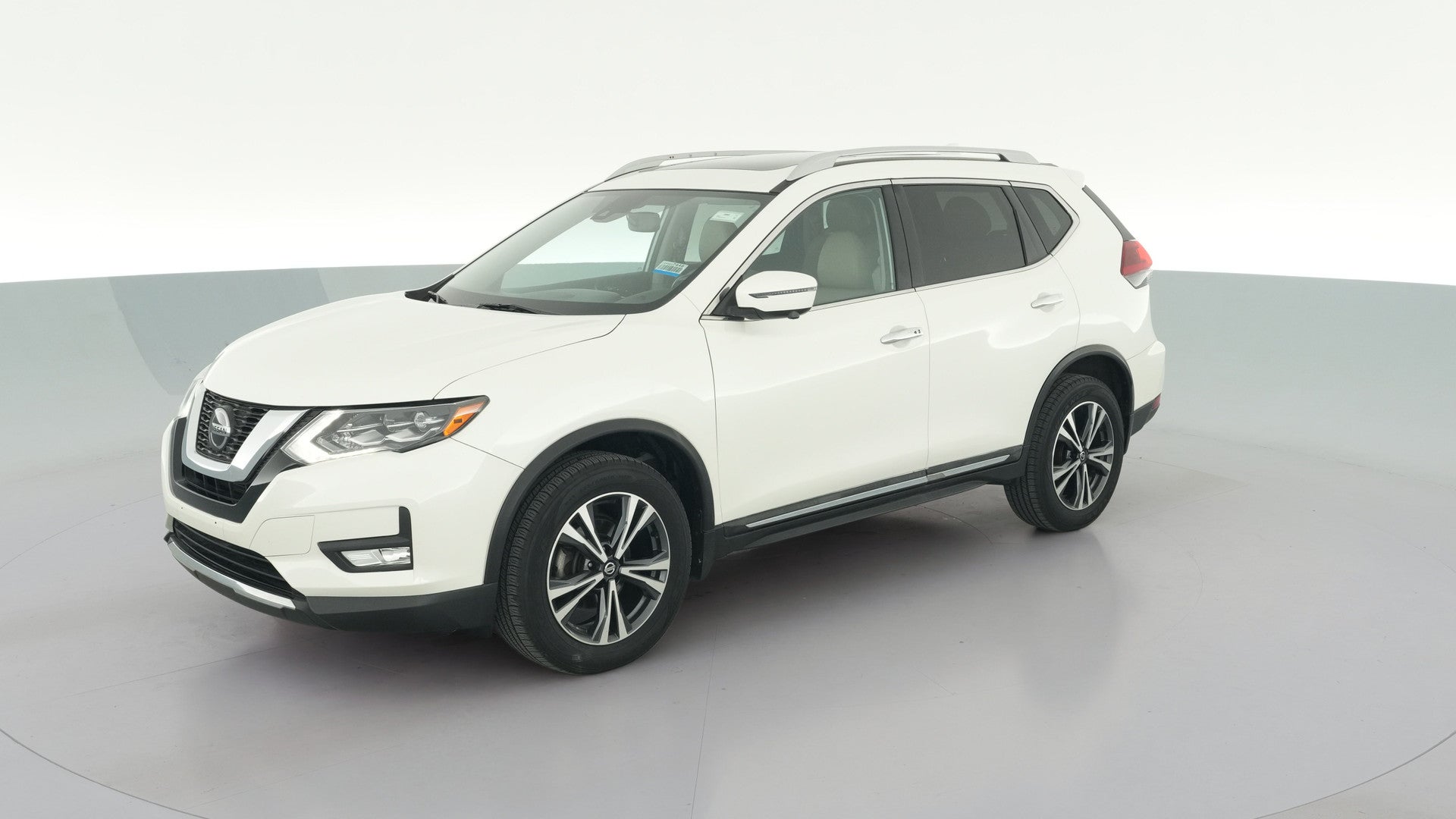 2018 Nissan Rogue vehicle photo