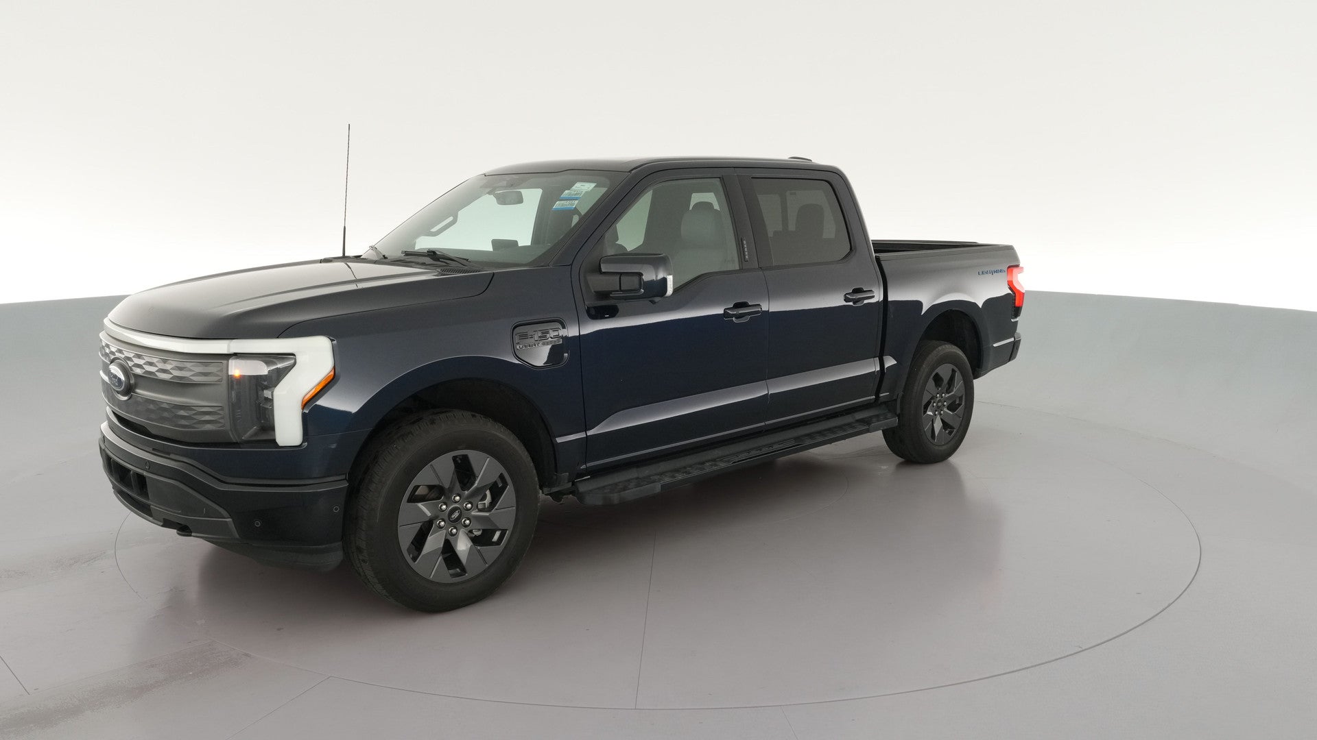 2023 Ford F150 Lightning vehicle photo