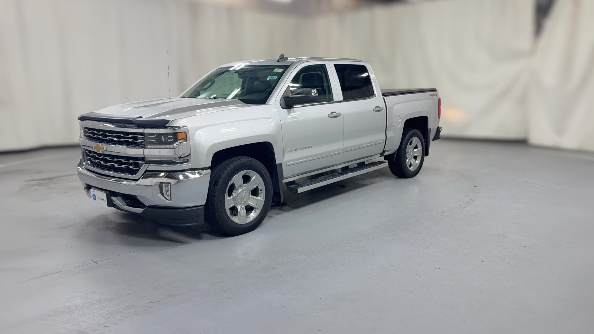 2016 Chevrolet Silverado 1500 Crew Cab vehicle photo
