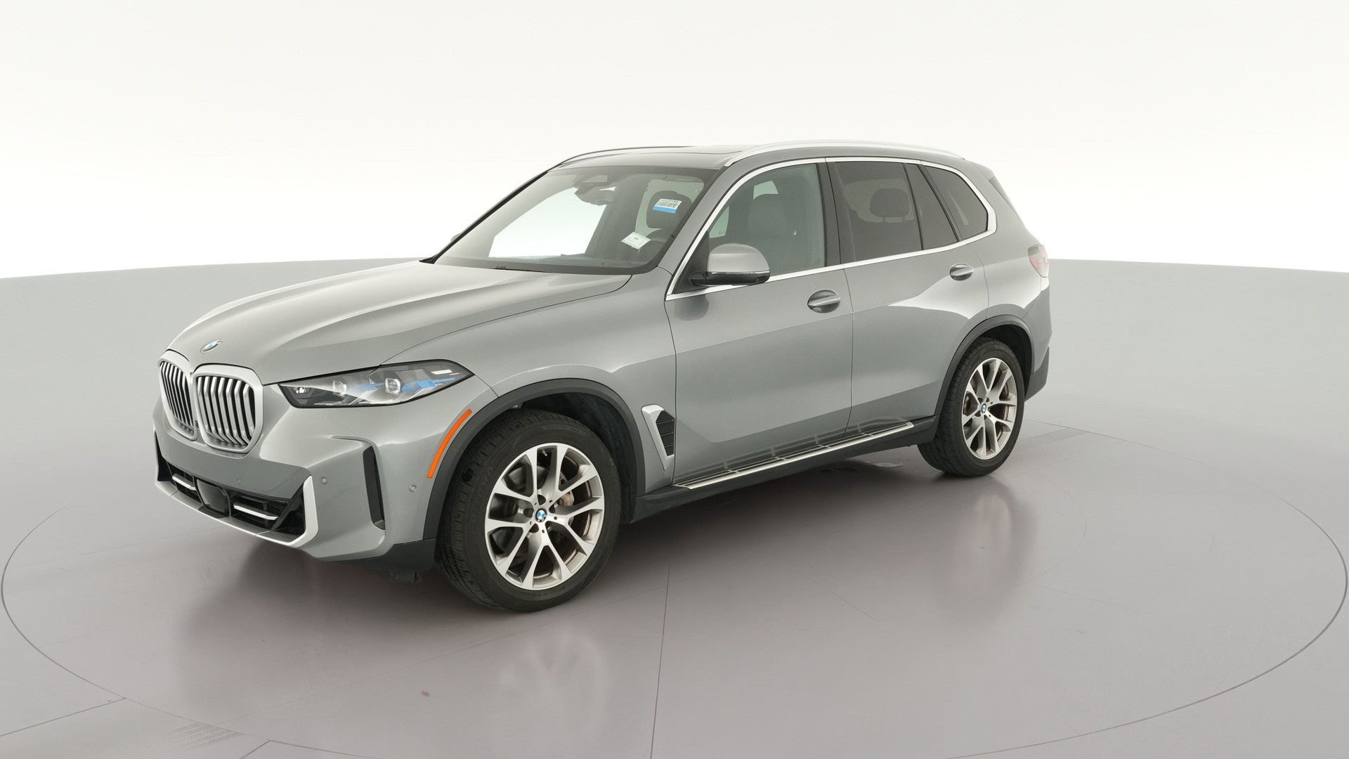 2024 BMW X5 vehicle photo