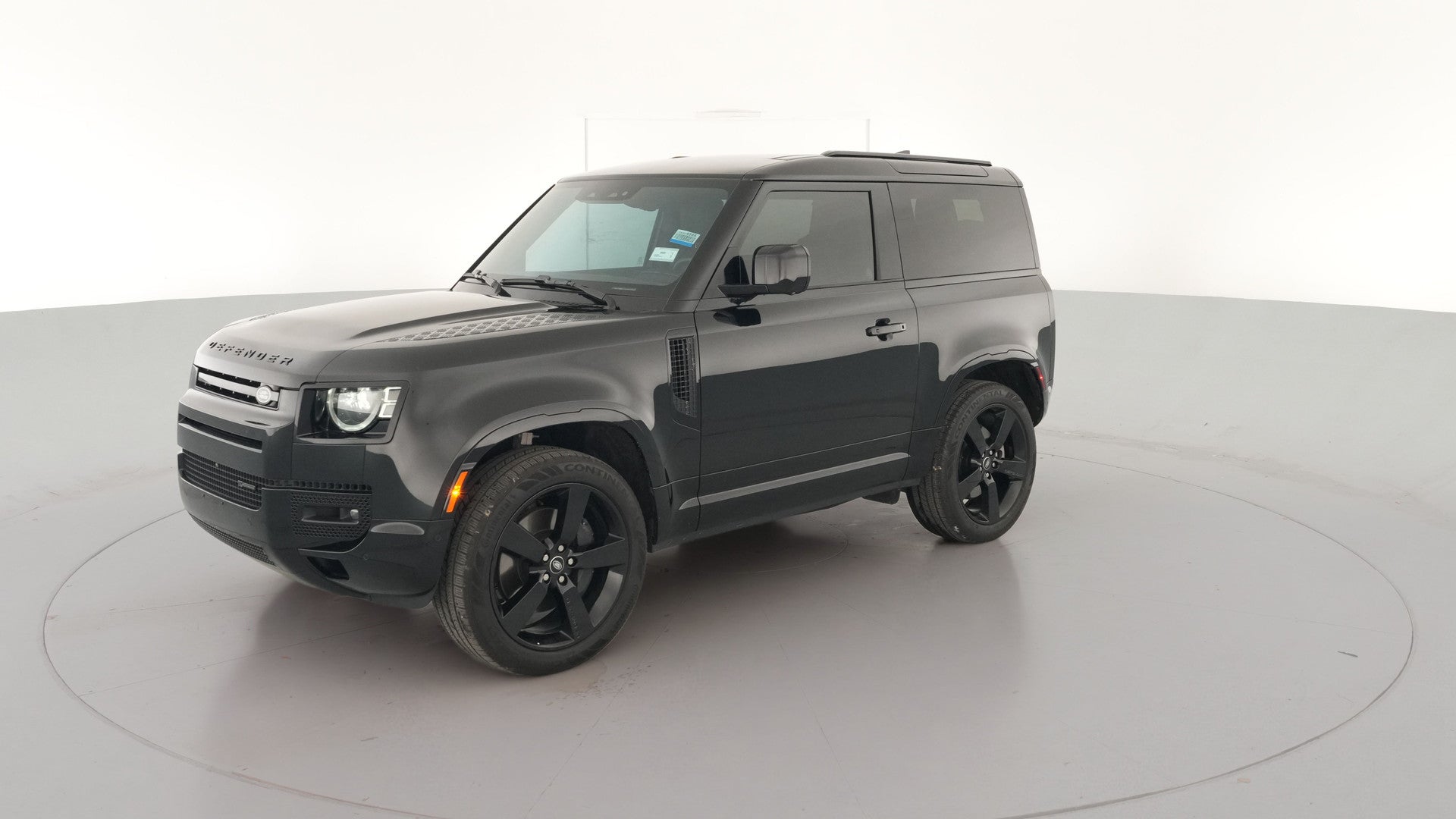 2023 Land Rover Defender 90 vehicle photo