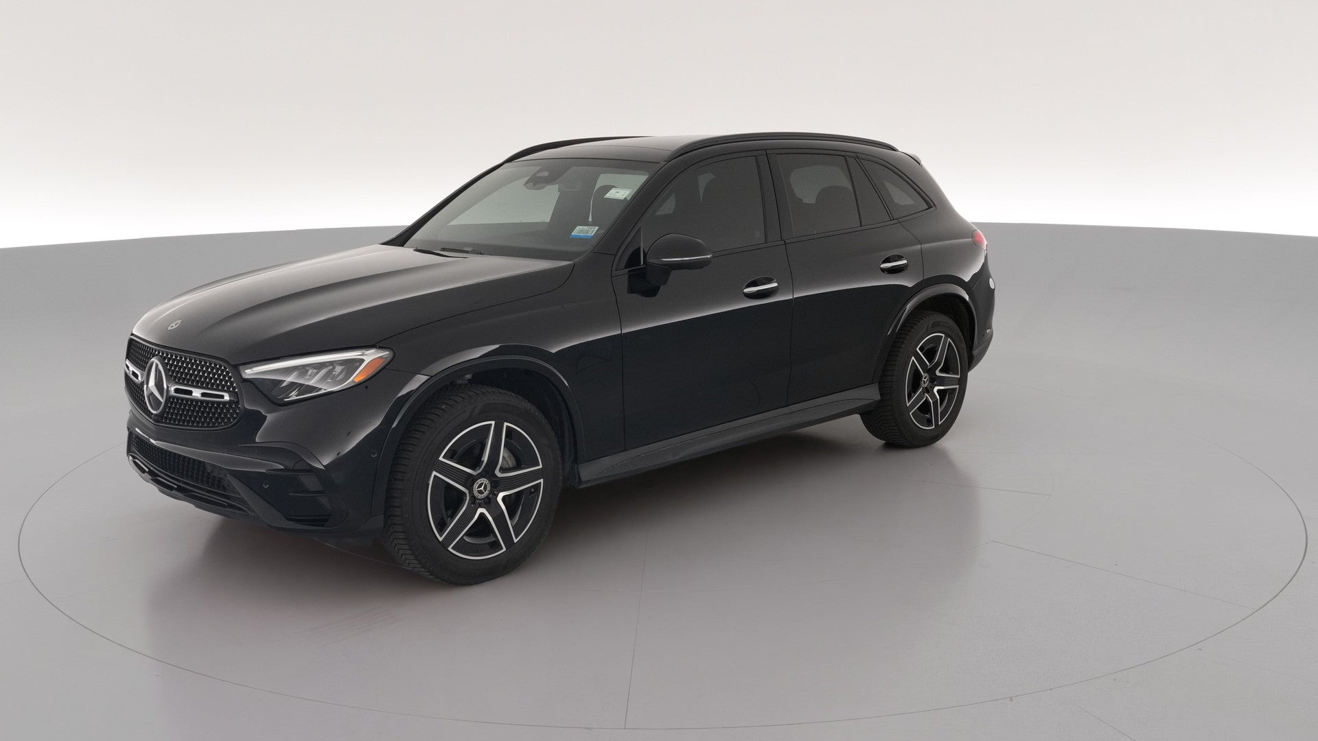 2024 Mercedes-Benz GLC vehicle photo