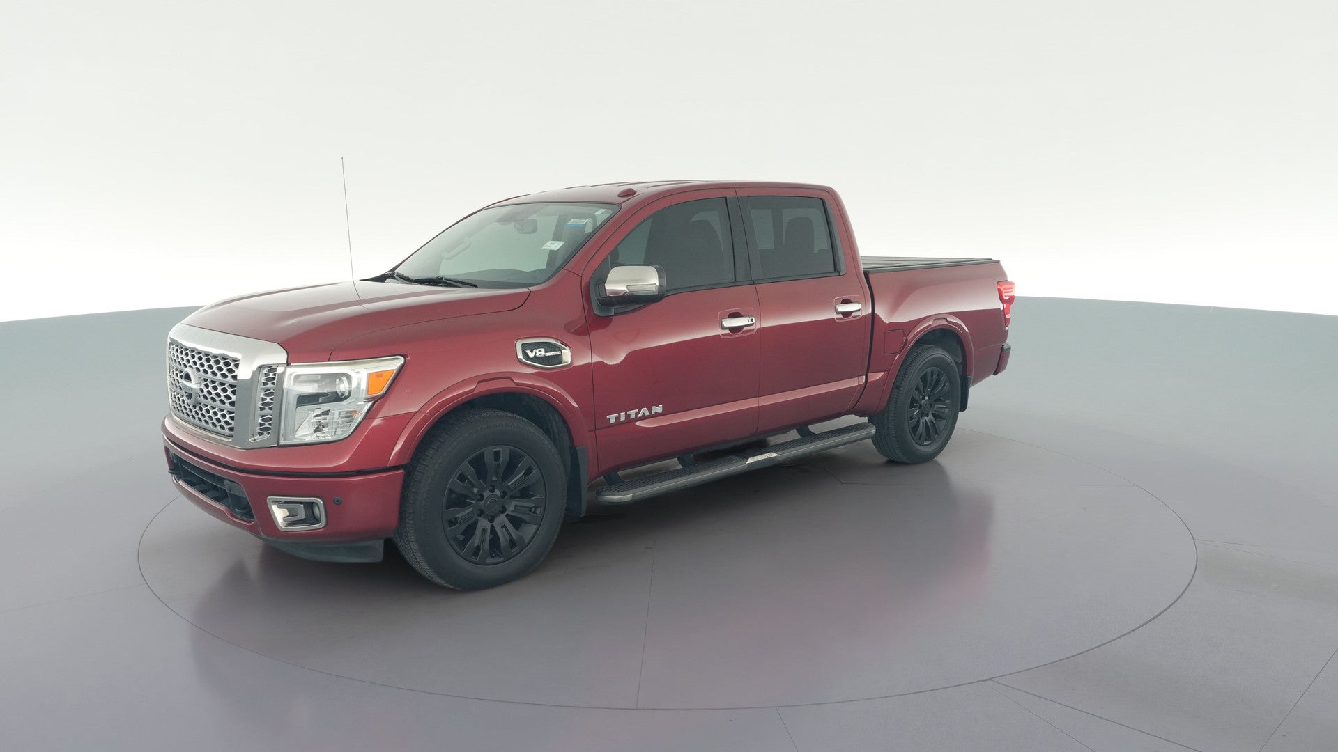 2017 Nissan Titan Crew Cab vehicle photo