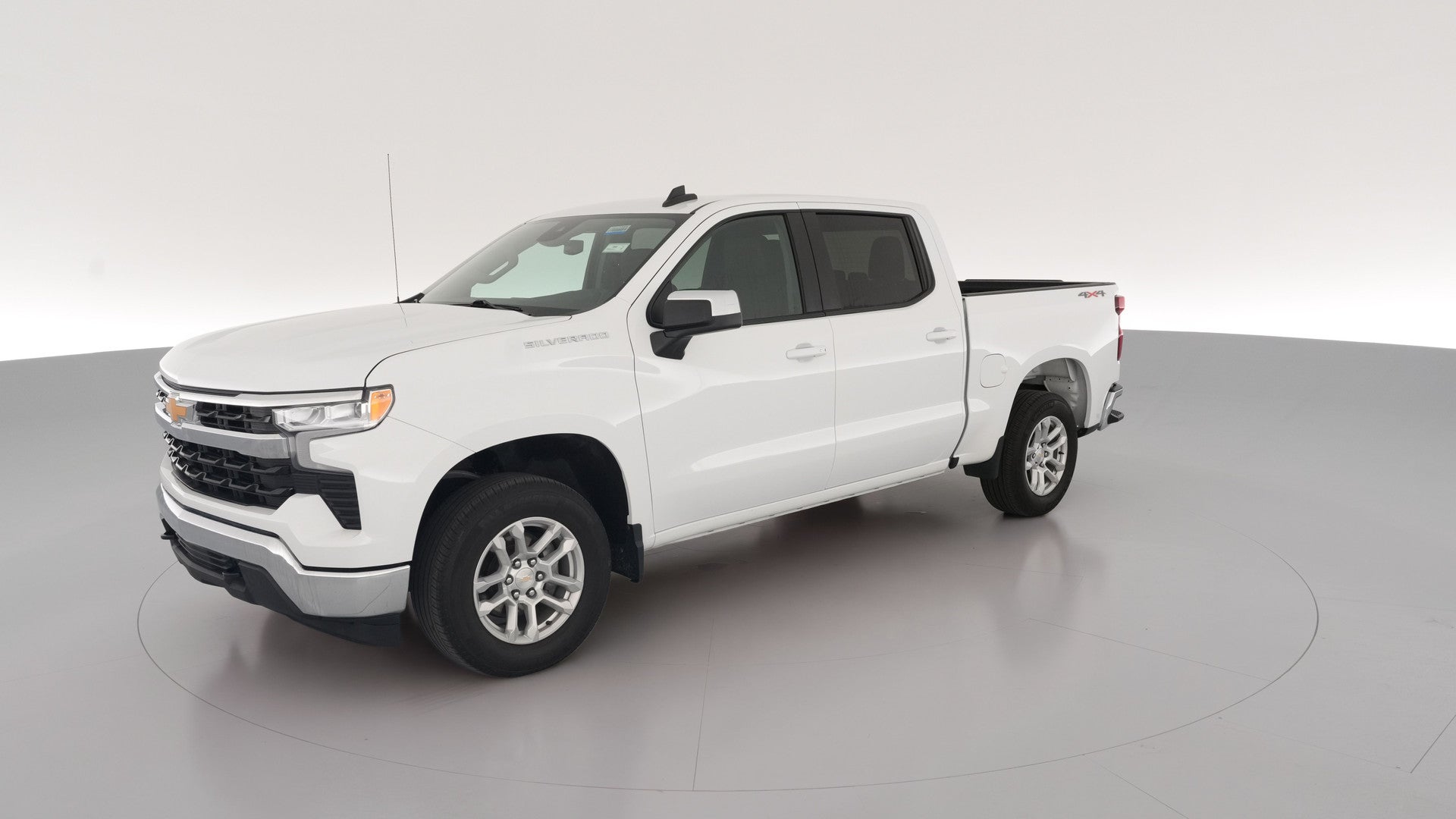 2024 Chevrolet Silverado 1500 Crew Cab vehicle photo