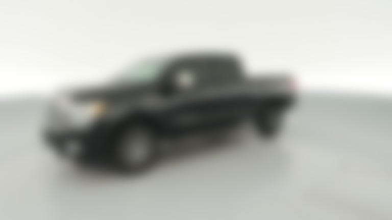 2016 Nissan TITAN XD Crew Cab vehicle photo