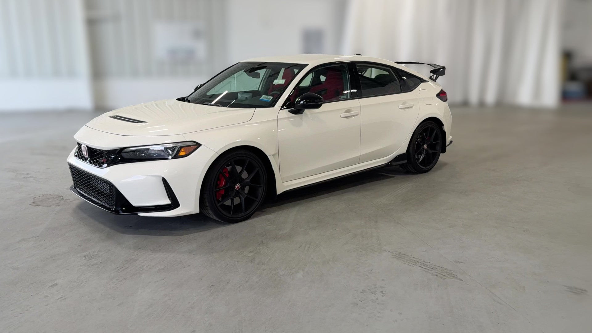 2025 Honda Civic Type R vehicle photo