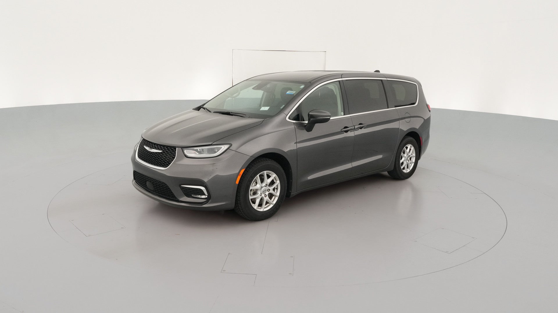 2023 Chrysler Pacifica vehicle photo
