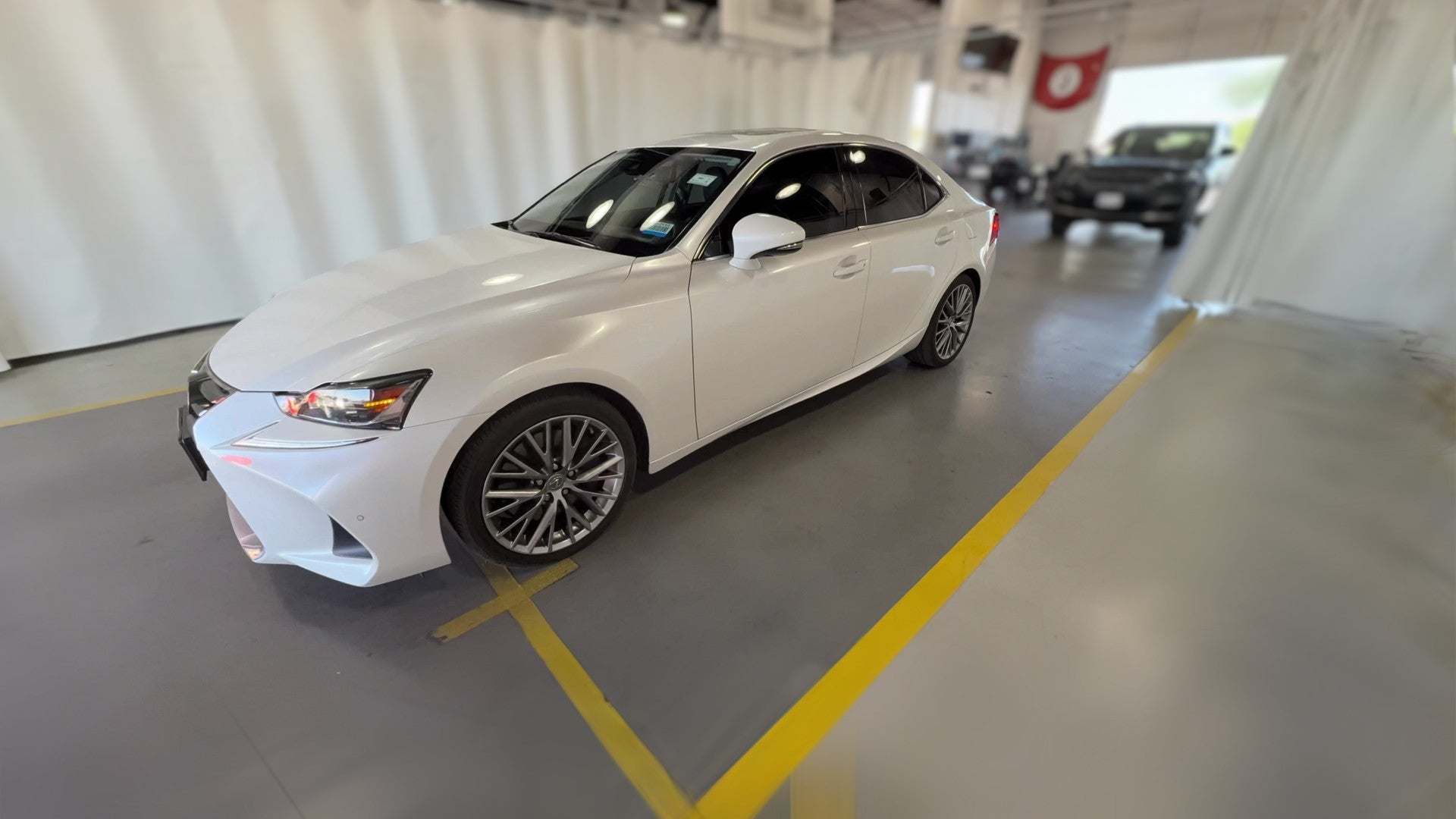 2019 Lexus IS vehicle photo