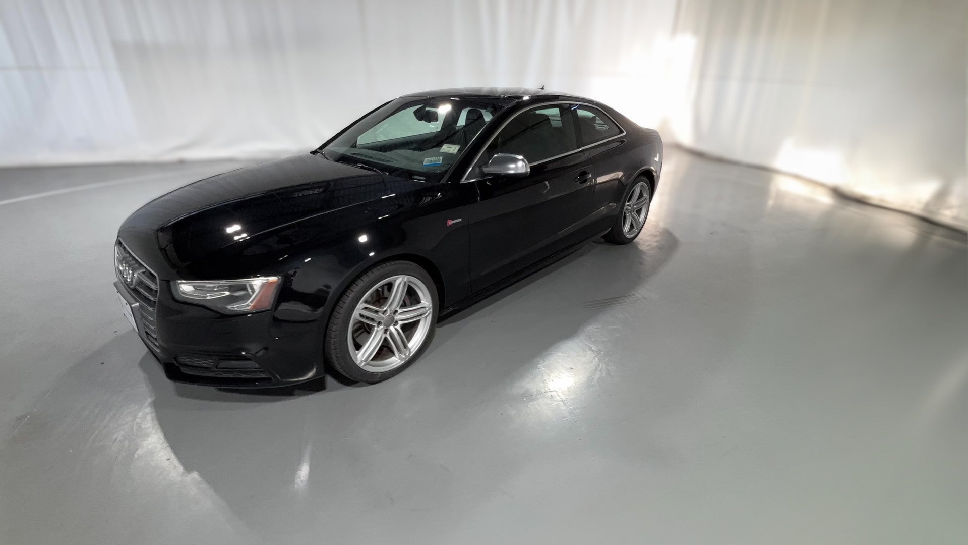 2014 Audi S5 vehicle photo