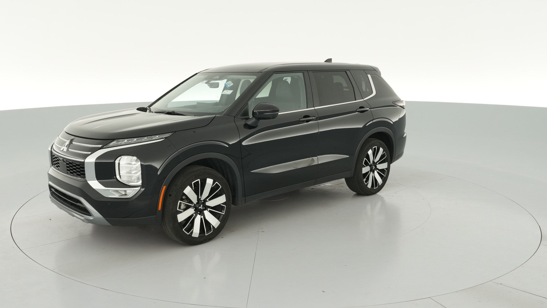 2025 Mitsubishi Outlander vehicle photo