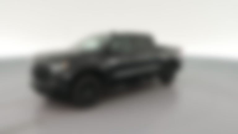 2024 Chevrolet Silverado 1500 Crew Cab vehicle photo