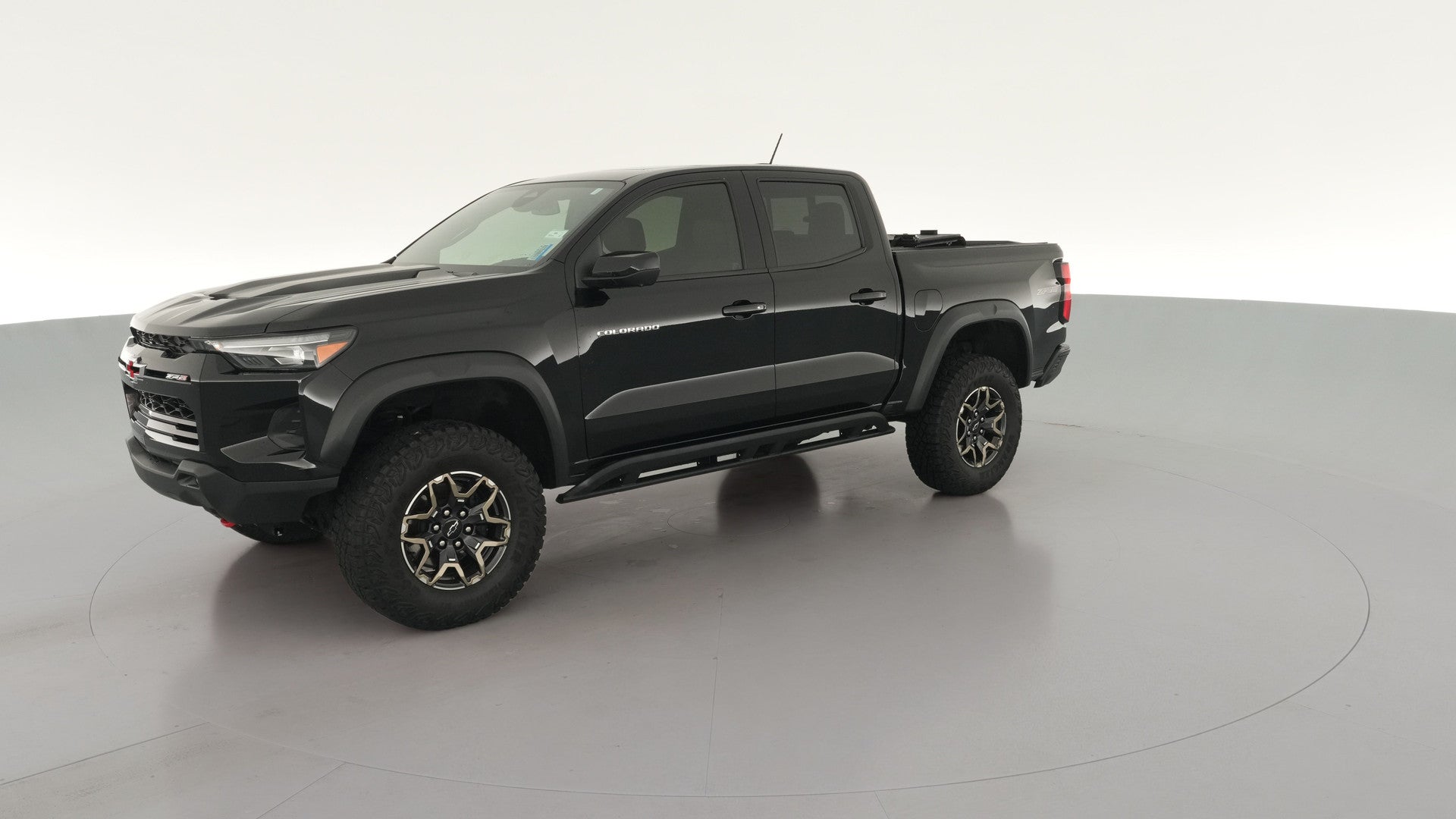 2024 Chevrolet Colorado Crew Cab vehicle photo