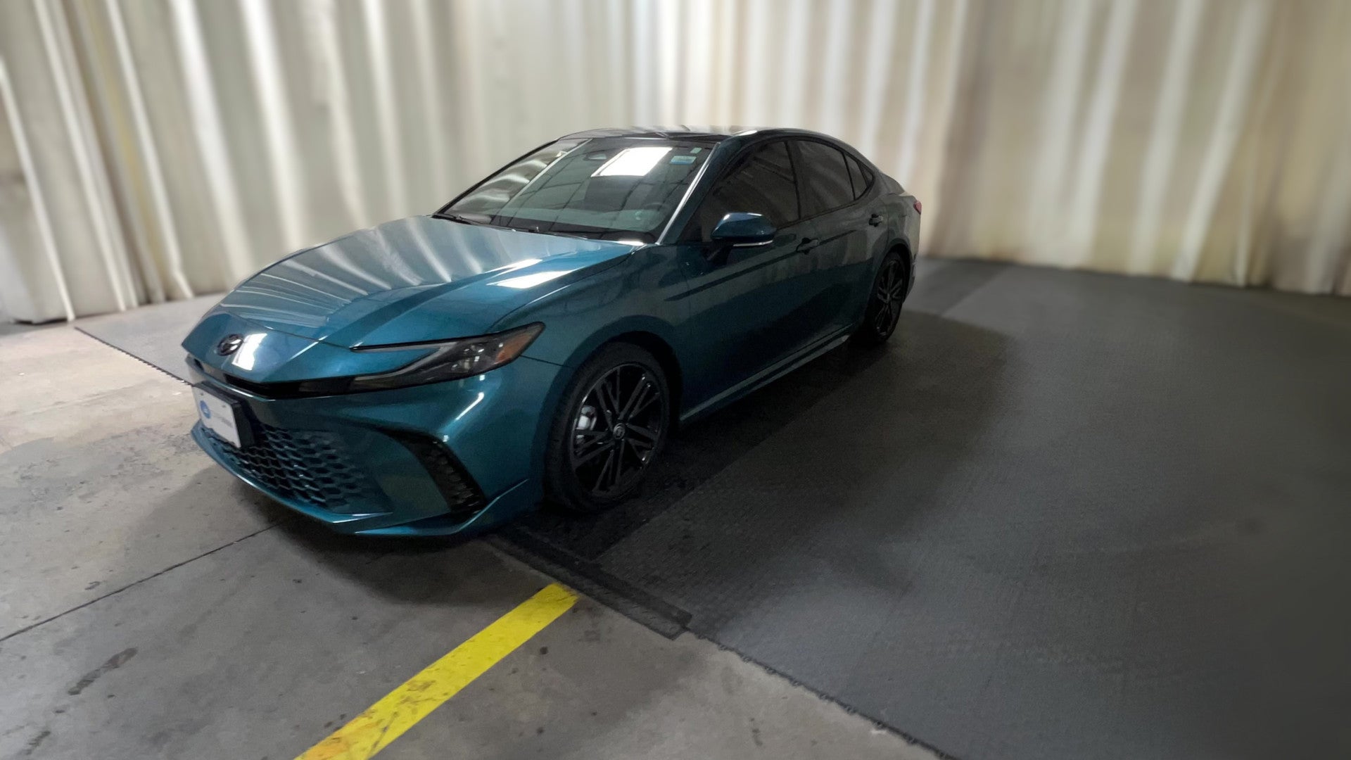 2025 Toyota Camry vehicle photo