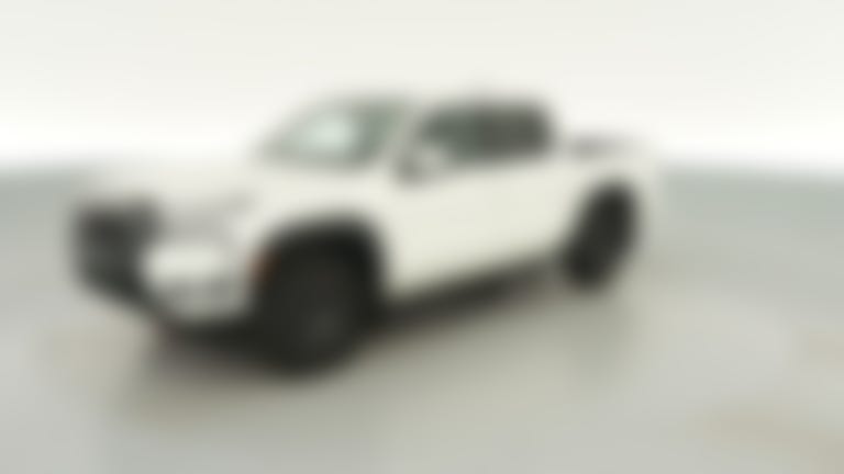 2025 Nissan Frontier Crew Cab vehicle photo