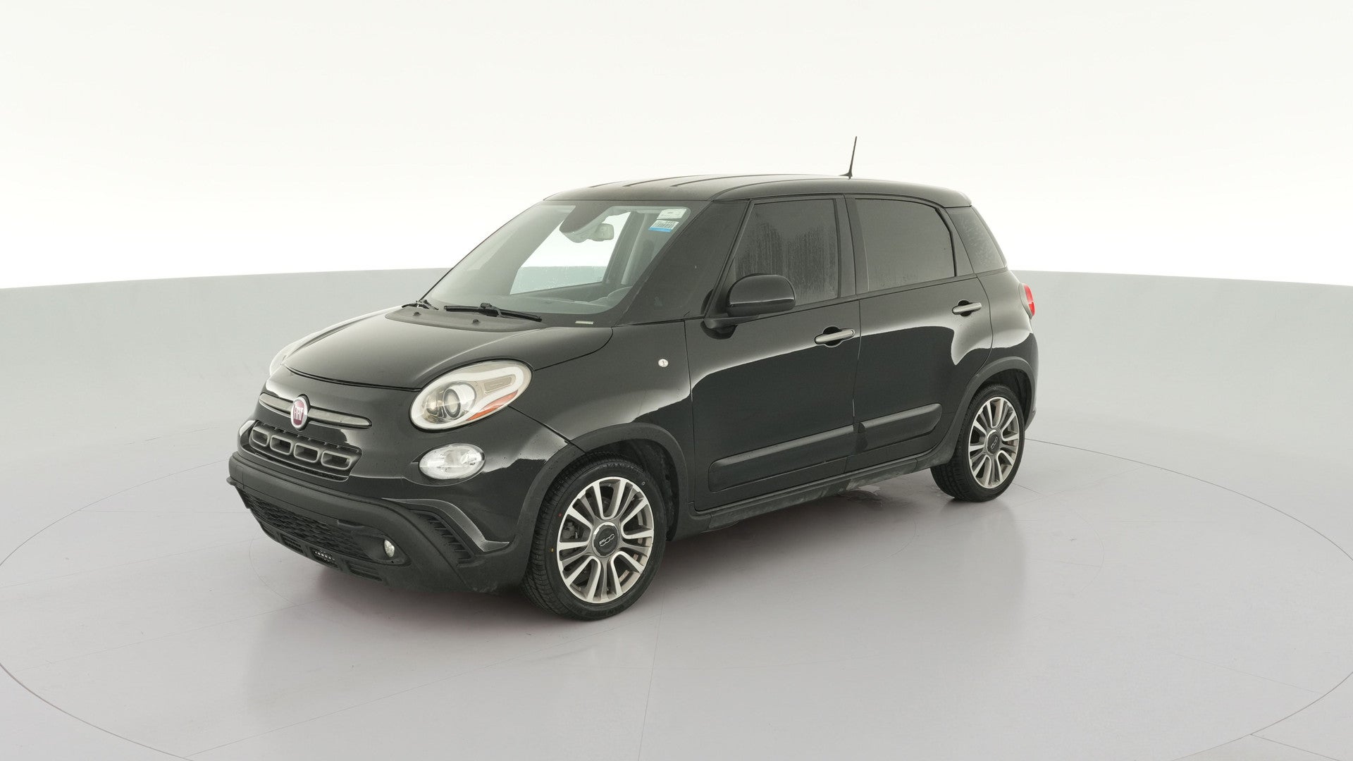 2019 FIAT 500L vehicle photo