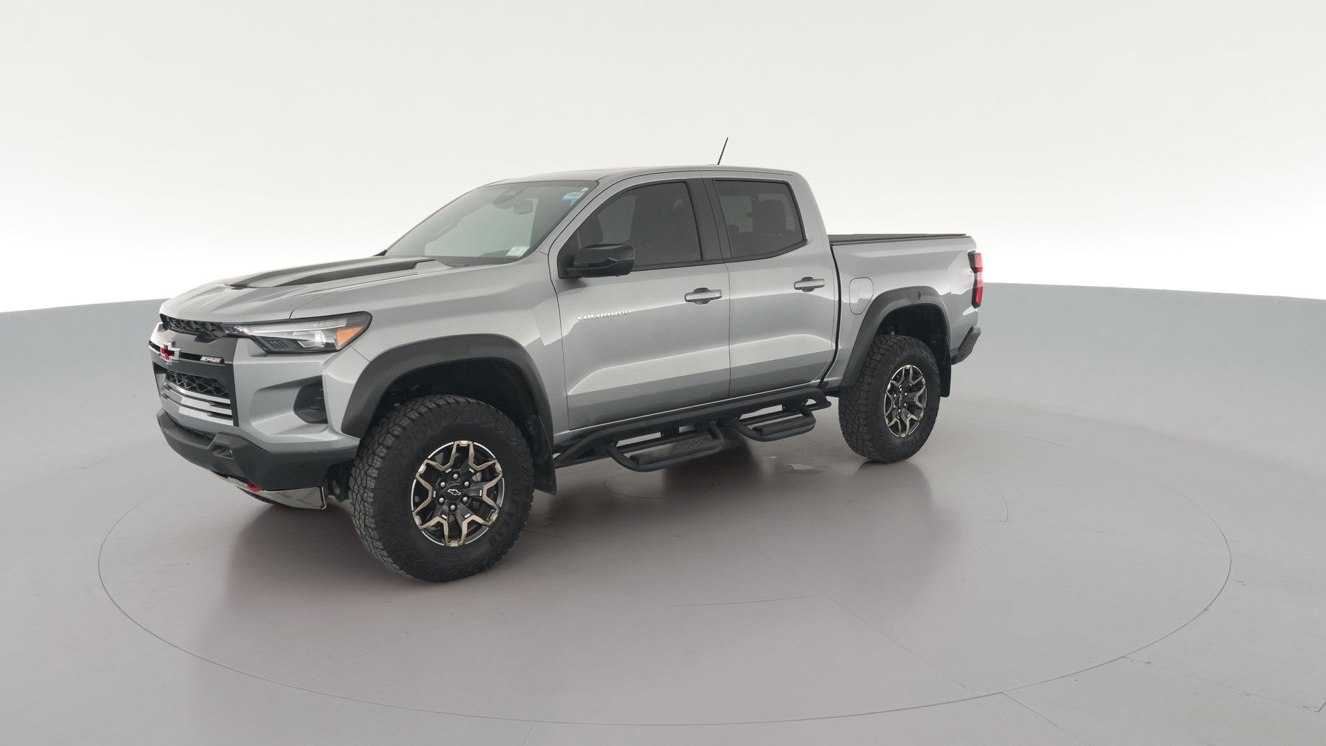 2024 Chevrolet Colorado Crew Cab vehicle photo
