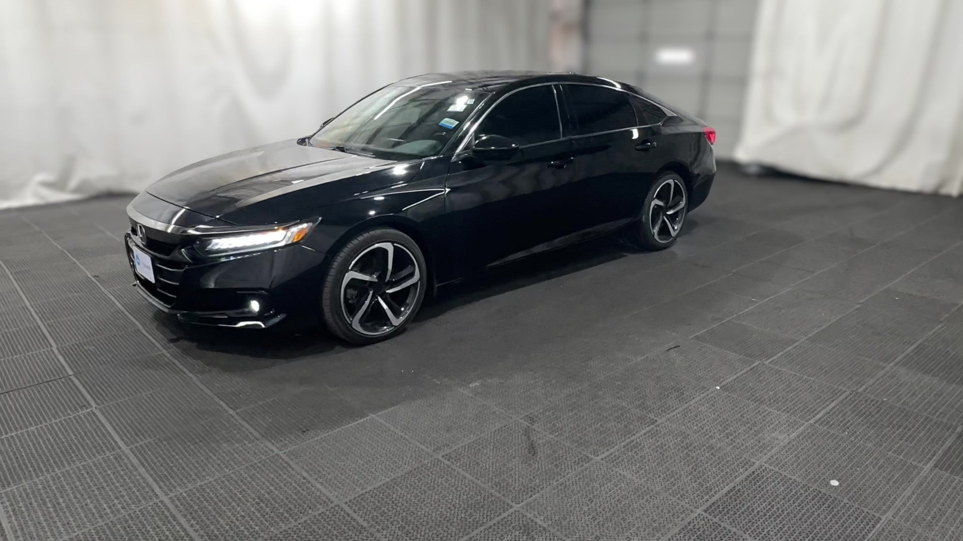 2021 Honda Accord vehicle photo